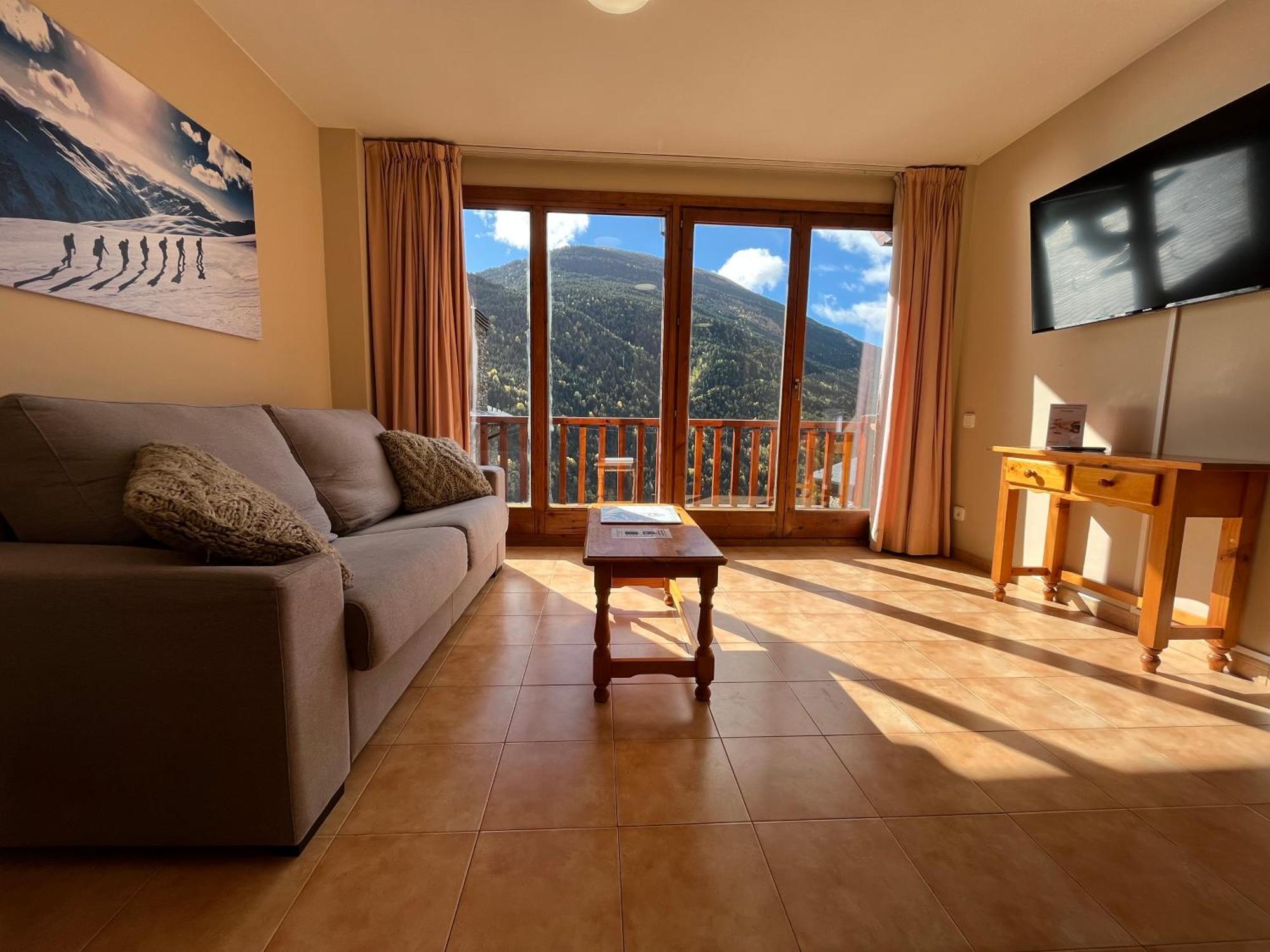 Wuau! Apartamentos Solana De Ransol Dış mekan fotoğraf